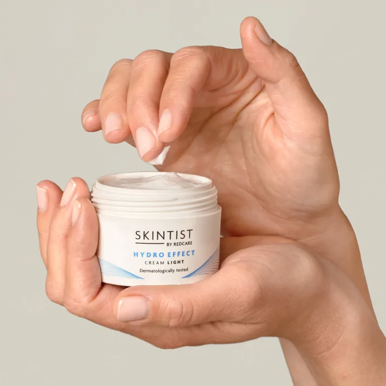 shopapotheke SKINTIST HYDRO EFFECT Cream Light Riesige Rabatte