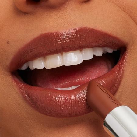 MAC Cosmetics MAC Cosmetics MACximal Sleek Satin Lipstick cremiger hydratisierender Lippenstift Nur noch ein Tag übrig