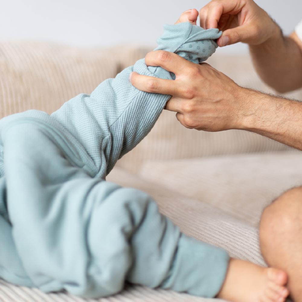 babymarkt emma & noah Schlafsack mit Umschlag-Füßen Essential Mint Meist gekauft