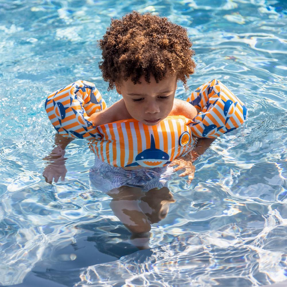 babymarkt Puddle Jumper Haie Sonderangebot der Fabrik