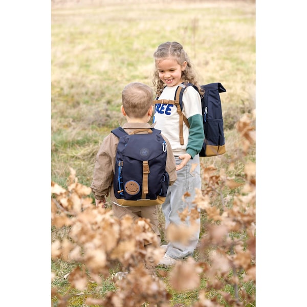 babywalz LässigKindergartenrucksack Outdoor Mini Backpack Little Gang dunkelblau im Angebot