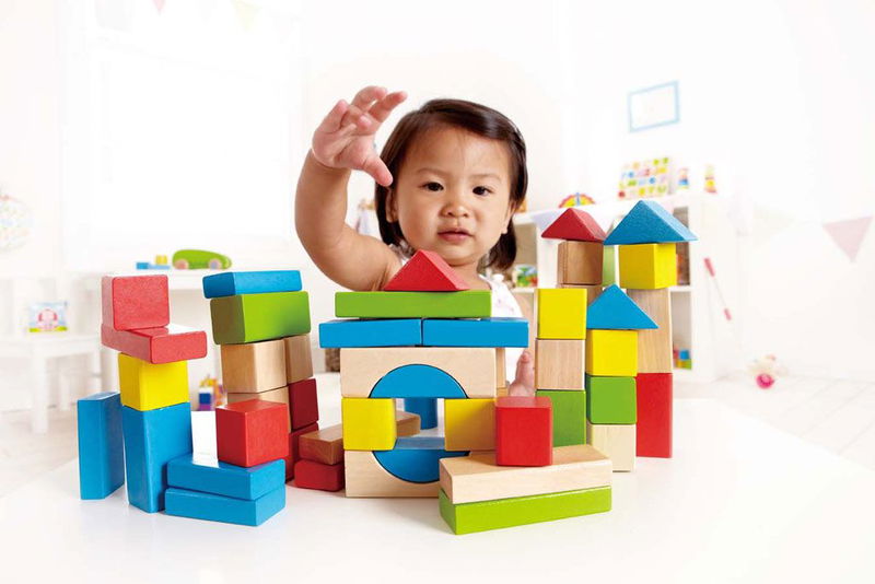 babyonlineshop Hape Bunte Holzbausteine E0409 Black Friday
