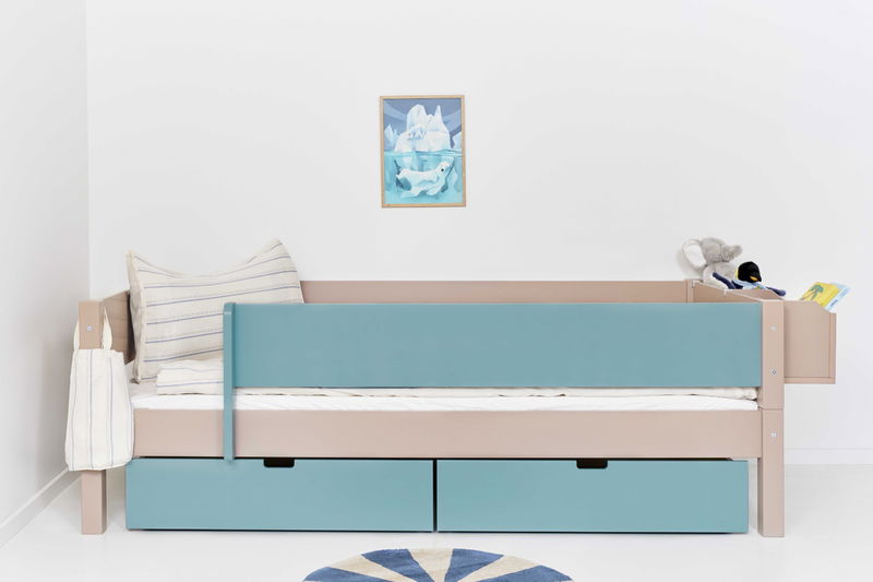 babyonlineshop Manis-h Einzelbett MIMER 90x200 cm Pfosten Buche Absturzsicherung & Schubkästen - 22 Farben wählbar Blitzverkäufe
