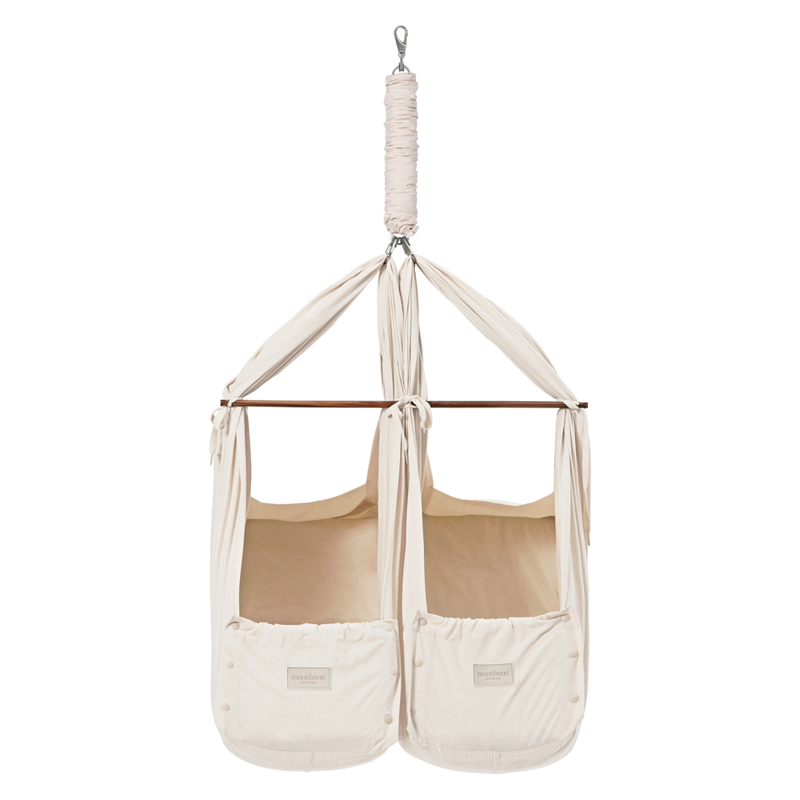 babyonlineshop Moonboon Ökologische Zwillings-Federwiegen-Bundle Nature mit Motor Conect Gestell weiß Weihnachtsangebot